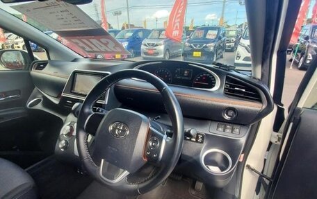 Toyota Sienta II, 2021 год, 1 043 000 рублей, 9 фотография