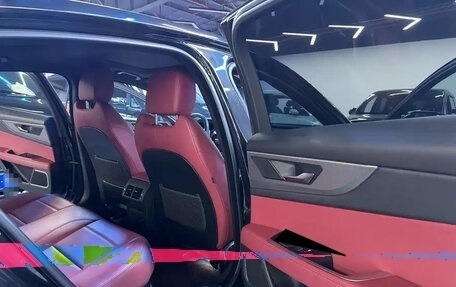Jaguar XE I рестайлинг, 2020 год, 2 070 000 рублей, 13 фотография