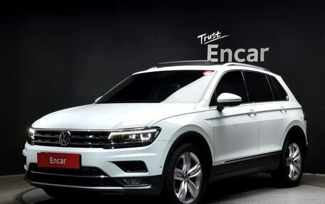 Volkswagen Tiguan II, 2021 год, 2 553 000 рублей, 1 фотография