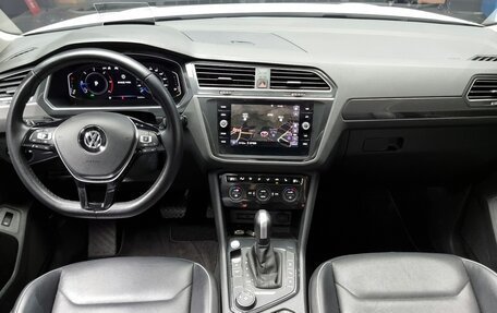 Volkswagen Tiguan II, 2021 год, 2 553 000 рублей, 15 фотография
