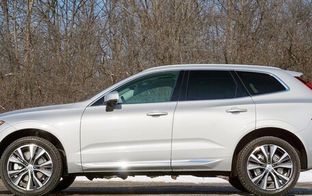 Volvo XC60 II, 2022 год, 4 100 000 рублей, 10 фотография