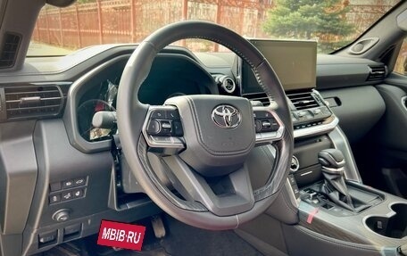 Toyota Land Cruiser, 2024 год, 16 650 000 рублей, 16 фотография