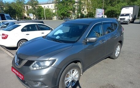 Nissan X-Trail, 2017 год, 1 350 000 рублей, 2 фотография