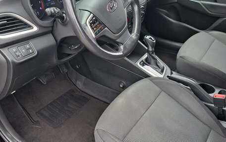 Hyundai Solaris II рестайлинг, 2017 год, 1 050 000 рублей, 10 фотография
