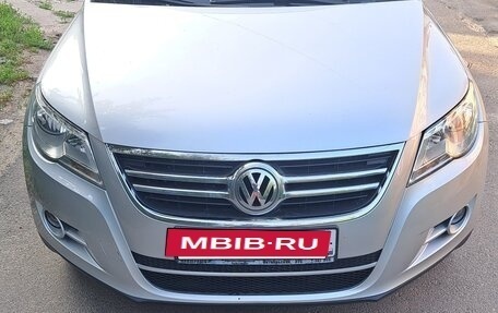 Volkswagen Tiguan I, 2011 год, 900 000 рублей, 8 фотография