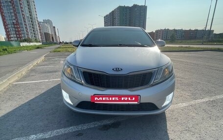 KIA Rio III рестайлинг, 2012 год, 800 000 рублей, 2 фотография