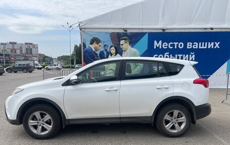 Toyota RAV4, 2013 год, 1 950 000 рублей, 3 фотография