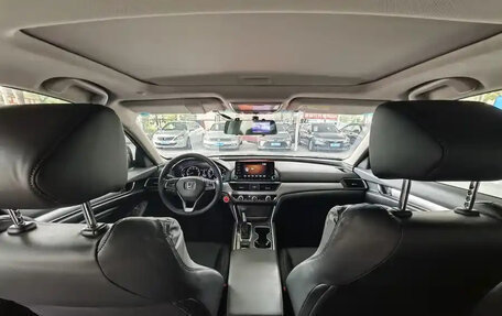 Honda Accord IX рестайлинг, 2020 год, 1 850 000 рублей, 6 фотография