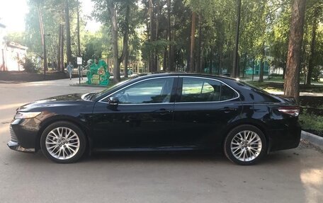Toyota Camry, 2020 год, 2 850 000 рублей, 2 фотография
