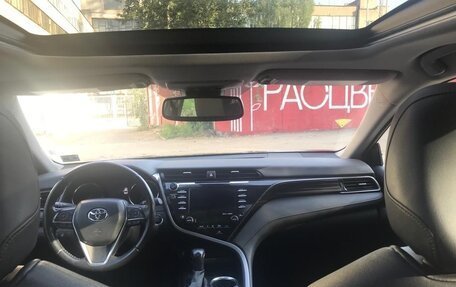Toyota Camry, 2020 год, 2 850 000 рублей, 5 фотография