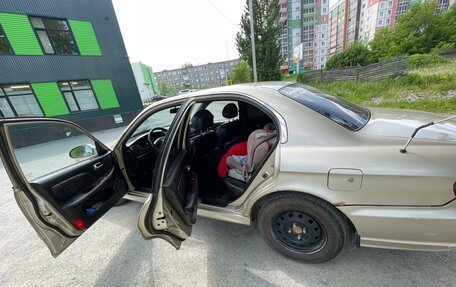 Hyundai Sonata IV рестайлинг, 2004 год, 250 000 рублей, 3 фотография