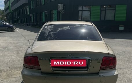 Hyundai Sonata IV рестайлинг, 2004 год, 250 000 рублей, 4 фотография