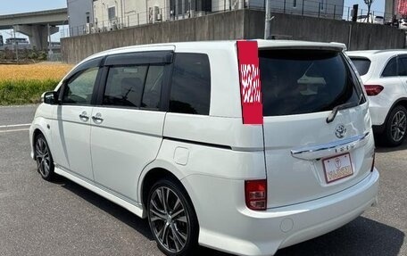 Toyota ISis I, 2010 год, 976 000 рублей, 3 фотография