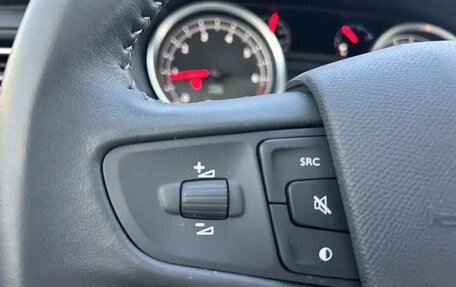 Peugeot 408, 2021 год, 1 400 000 рублей, 15 фотография