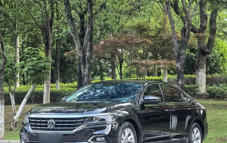 Volkswagen Passat B8 рестайлинг, 2020 год, 1 550 000 рублей, 1 фотография