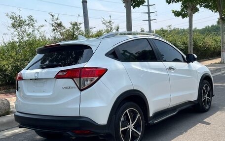 Honda Vezel, 2021 год, 1 359 800 рублей, 4 фотография