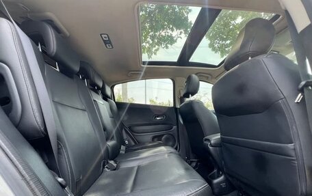 Honda Vezel, 2021 год, 1 359 800 рублей, 21 фотография