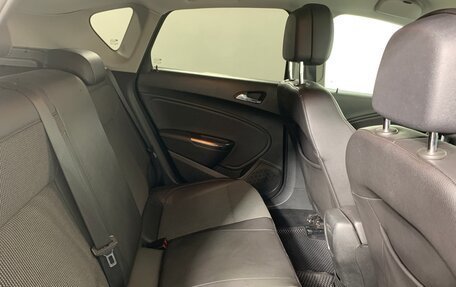 Opel Astra J, 2011 год, 625 000 рублей, 17 фотография