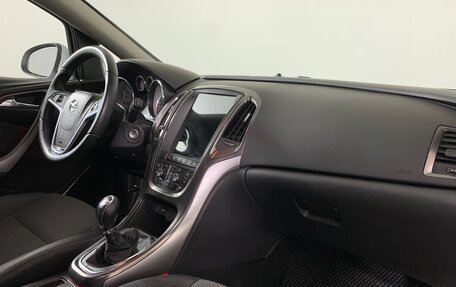 Opel Astra J, 2011 год, 625 000 рублей, 13 фотография