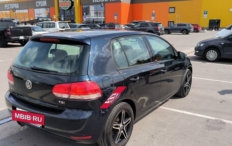 Volkswagen Golf VI, 2011 год, 800 000 рублей, 5 фотография
