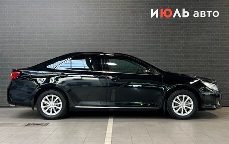 Toyota Camry, 2014 год, 1 900 000 рублей, 4 фотография