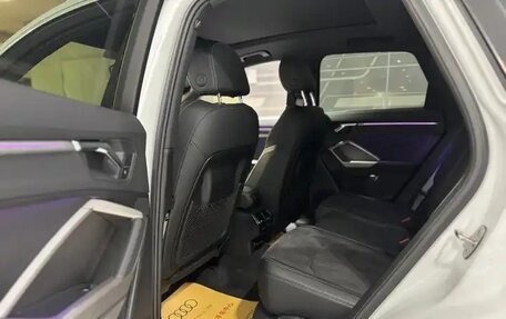 Audi Q3, 2021 год, 2 400 000 рублей, 8 фотография