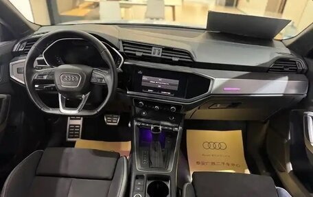 Audi Q3, 2021 год, 2 400 000 рублей, 7 фотография