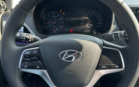 Hyundai Solaris II рестайлинг, 2021 год, 1 400 000 рублей, 24 фотография