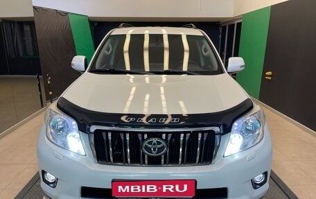 Toyota Land Cruiser Prado 150 рестайлинг 2, 2010 год, 2 900 000 рублей, 2 фотография
