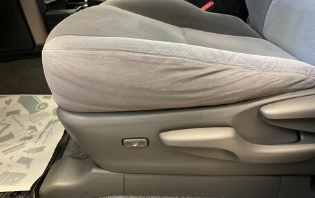 Toyota Land Cruiser Prado 150 рестайлинг 2, 2010 год, 2 900 000 рублей, 16 фотография