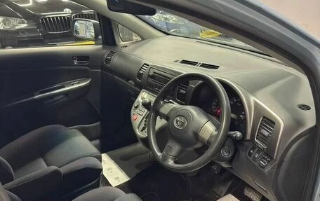 Toyota Wish II, 2003 год, 897 000 рублей, 8 фотография