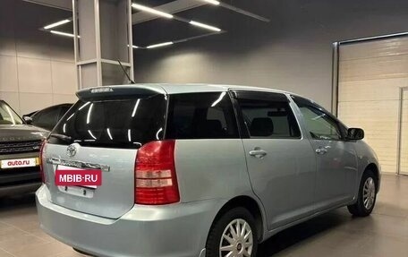 Toyota Wish II, 2003 год, 897 000 рублей, 6 фотография