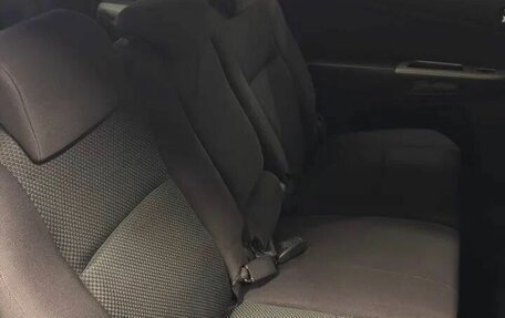 Toyota Wish II, 2003 год, 897 000 рублей, 14 фотография