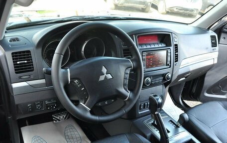 Mitsubishi Pajero IV, 2011 год, 1 700 000 рублей, 10 фотография