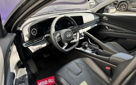 Hyundai Elantra, 2024 год, 2 650 000 рублей, 8 фотография