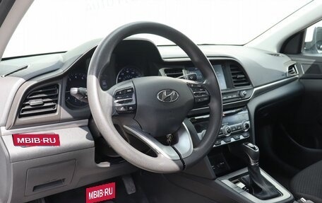 Hyundai Elantra VI рестайлинг, 2019 год, 1 690 000 рублей, 7 фотография