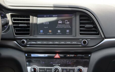 Hyundai Elantra VI рестайлинг, 2019 год, 1 690 000 рублей, 12 фотография