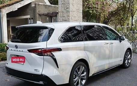 Toyota Sienna, 2022 год, 3 462 300 рублей, 6 фотография