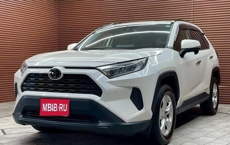 Toyota RAV4, 2021 год, 2 550 000 рублей, 1 фотография