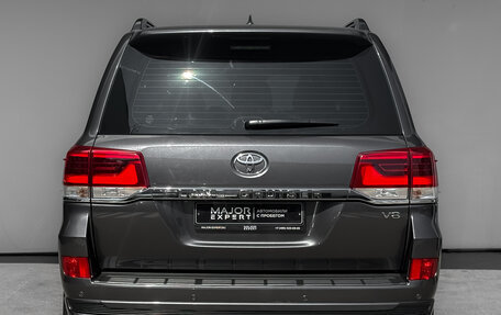Toyota Land Cruiser 200, 2018 год, 5 800 000 рублей, 6 фотография