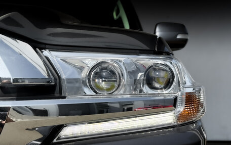 Toyota Land Cruiser 200, 2018 год, 5 800 000 рублей, 17 фотография