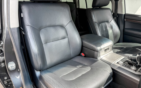 Toyota Land Cruiser 200, 2018 год, 5 800 000 рублей, 23 фотография