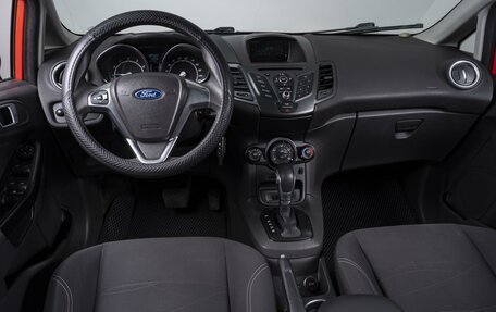 Ford Fiesta, 2015 год, 899 000 рублей, 6 фотография