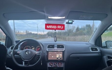 Volkswagen Polo VI (EU Market), 2016 год, 900 000 рублей, 7 фотография
