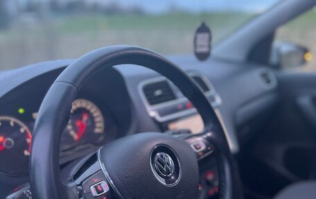 Volkswagen Polo VI (EU Market), 2016 год, 900 000 рублей, 11 фотография