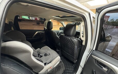 Mitsubishi Pajero Sport III рестайлинг, 2020 год, 4 700 000 рублей, 27 фотография