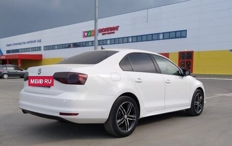 Volkswagen Jetta VI, 2015 год, 1 100 000 рублей, 3 фотография