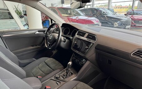 Volkswagen Tiguan II, 2019 год, 2 799 000 рублей, 7 фотография
