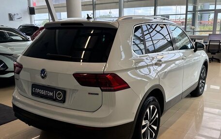 Volkswagen Tiguan II, 2019 год, 2 799 000 рублей, 6 фотография