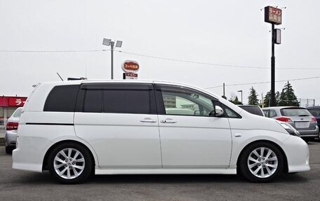 Toyota ISis I, 2011 год, 943 000 рублей, 10 фотография